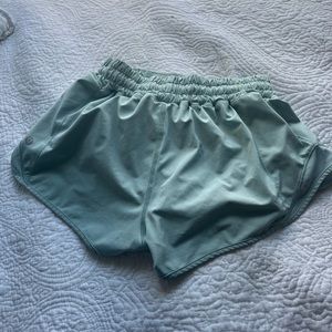 lululemon Hotty hots size 4